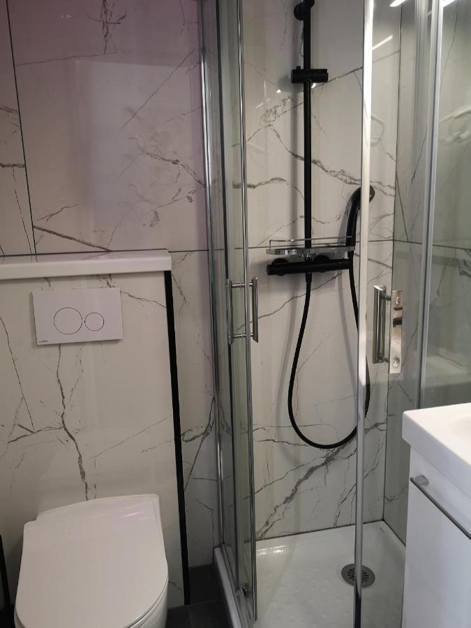 פריז Hotel Hippodrome מראה חיצוני תמונה