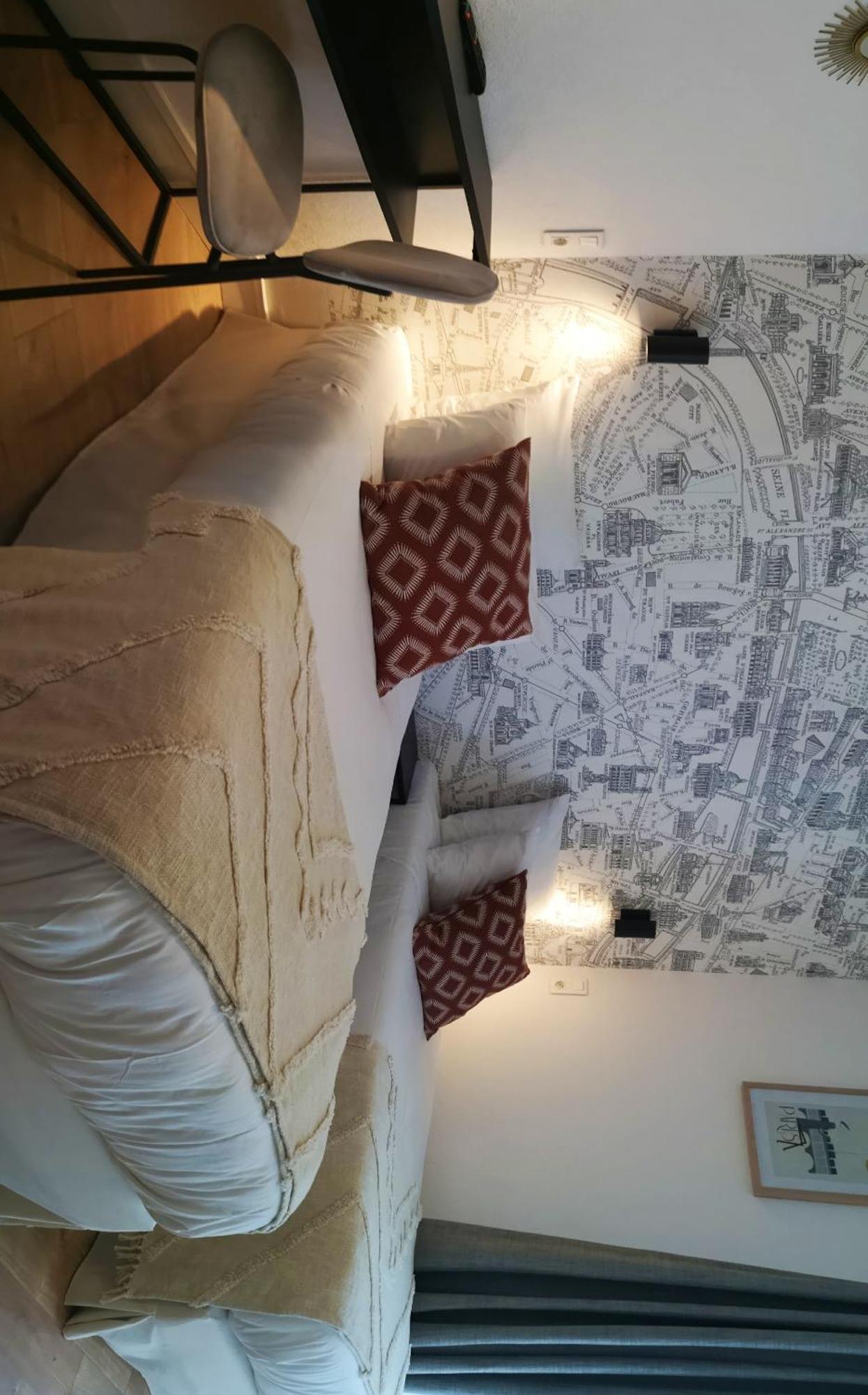 פריז Hotel Hippodrome מראה חיצוני תמונה