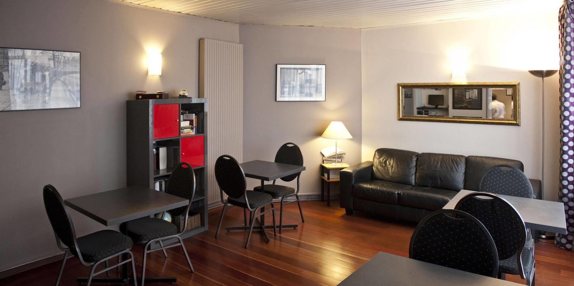 פריז Hotel Hippodrome מראה חיצוני תמונה